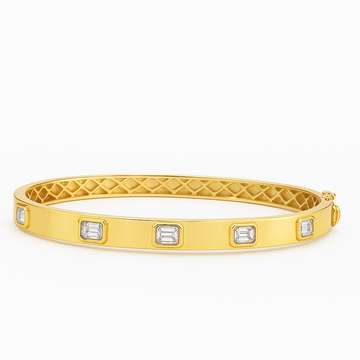 18kt Yellow Gold Emerald Diamond Bezel Bangle