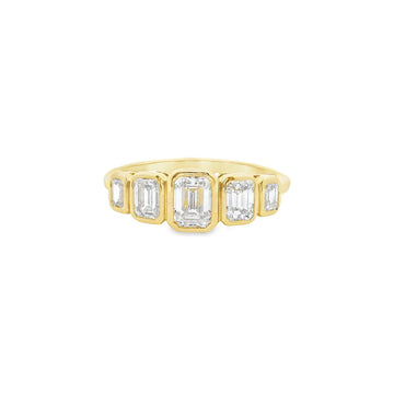 14kt 5 Stone Graduate Bezel Emerald Diamond Ring