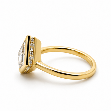 14kt Yellow Gold Kite Step-Cut Lab-Grown Diamond Bezel Engagement Ring