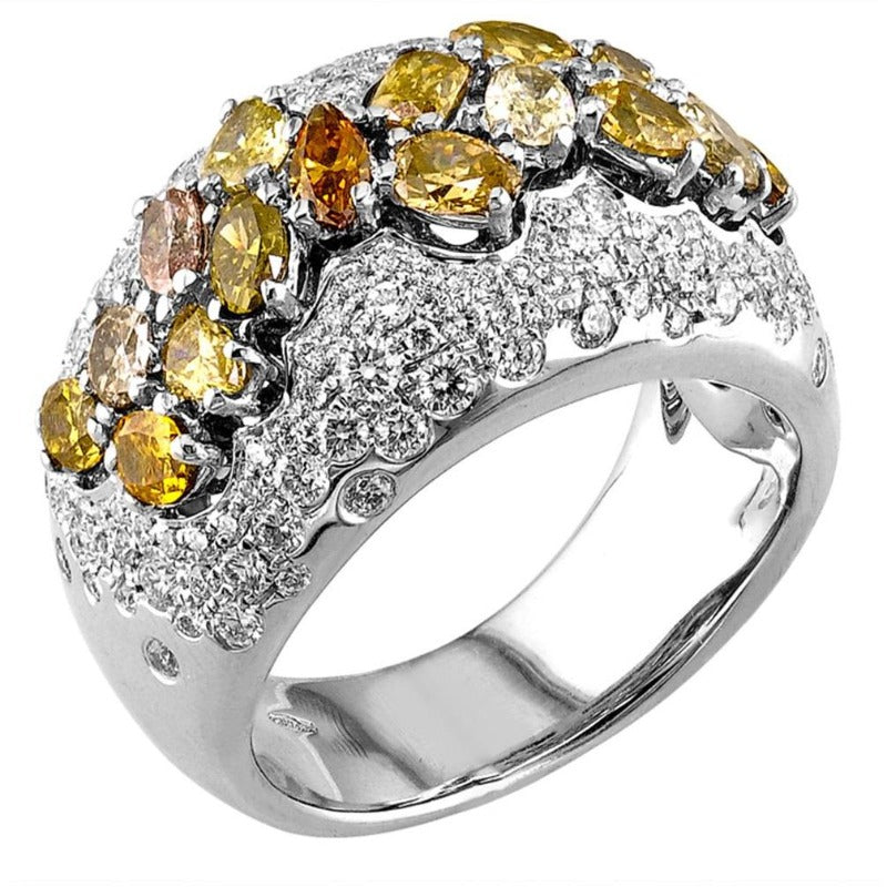 18kt White Gold Multi Diamond Ring