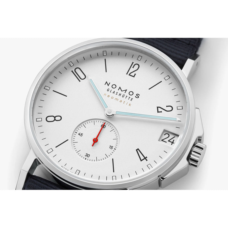 NOMOS Ahoi Neomatik 38 Date 525