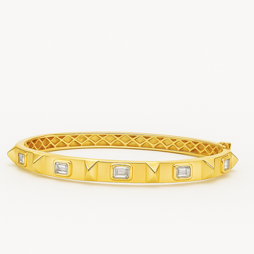 18kt Yellow Gold Studs with Emerald Diamond Bezel Bangle