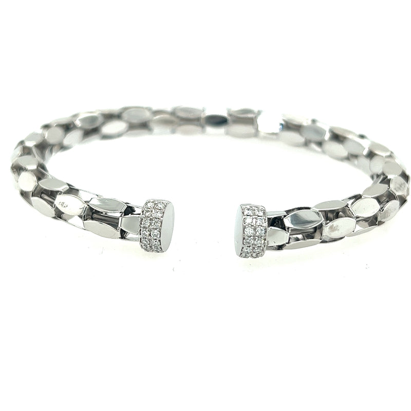 18kt White Gold Open Diamond Ends Bangle