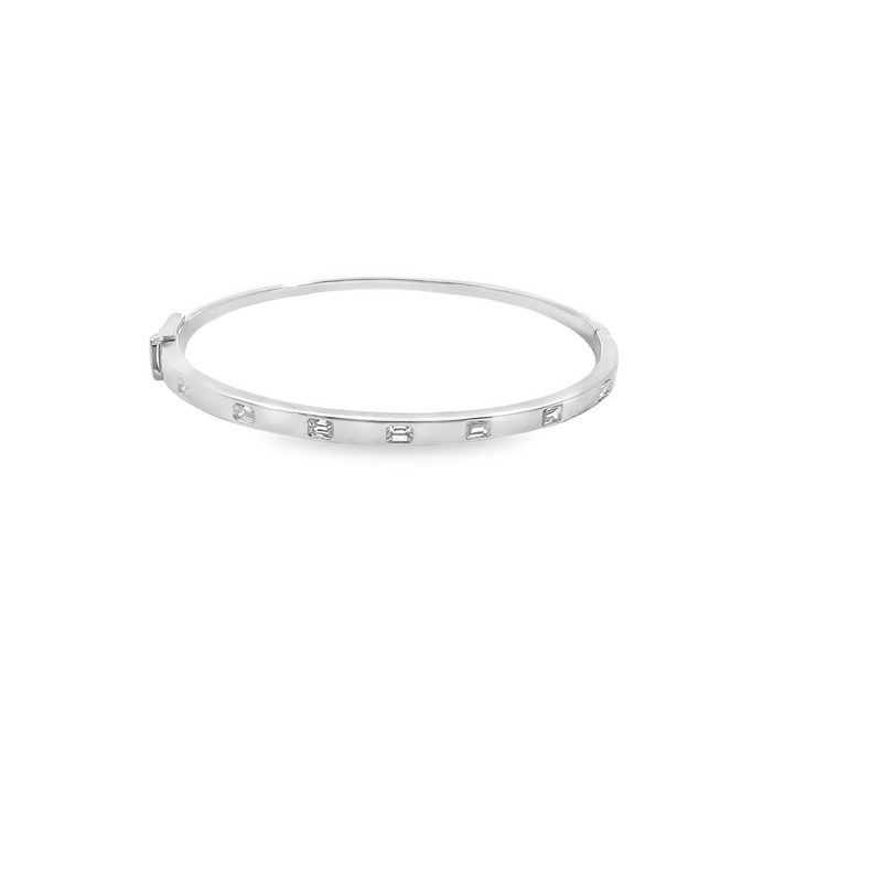 14kt White Gold Emerald Diamond High Polish Bangle