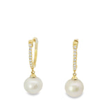 18kt Yellow Gold Huggy Pearl Drop Diamond Earring