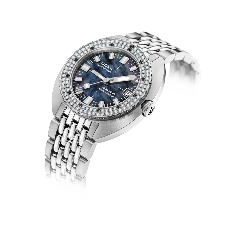 DOXA SUB 200T Diamonds Sharkhunter 804.10D.101.10