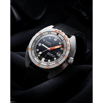 DOXA SUB Ti5 SHARKHUNTER 823.50.101.20
