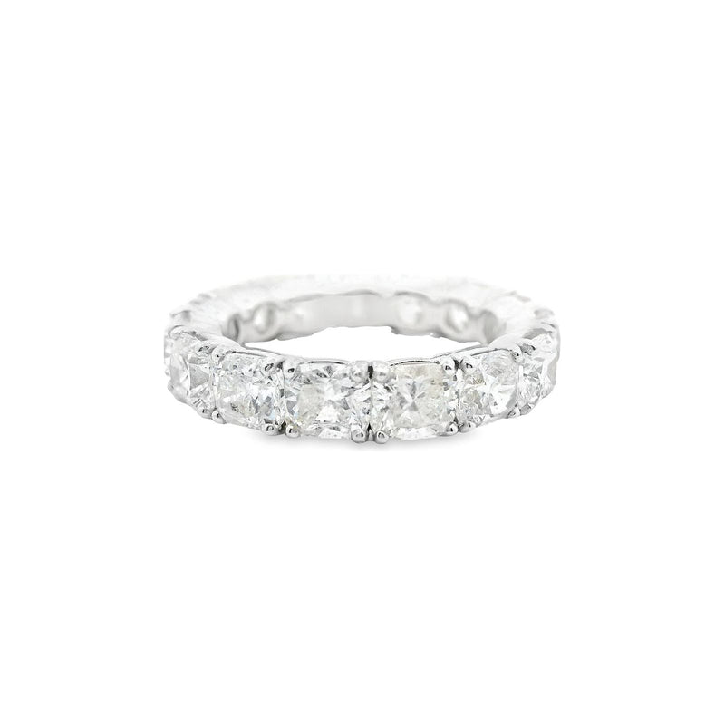 18kt White Gold Cushion Cut Diamond Eternity Band