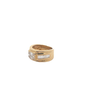18kt Yellow Gold Baguette and Round Brilliant Cut Signet Ring