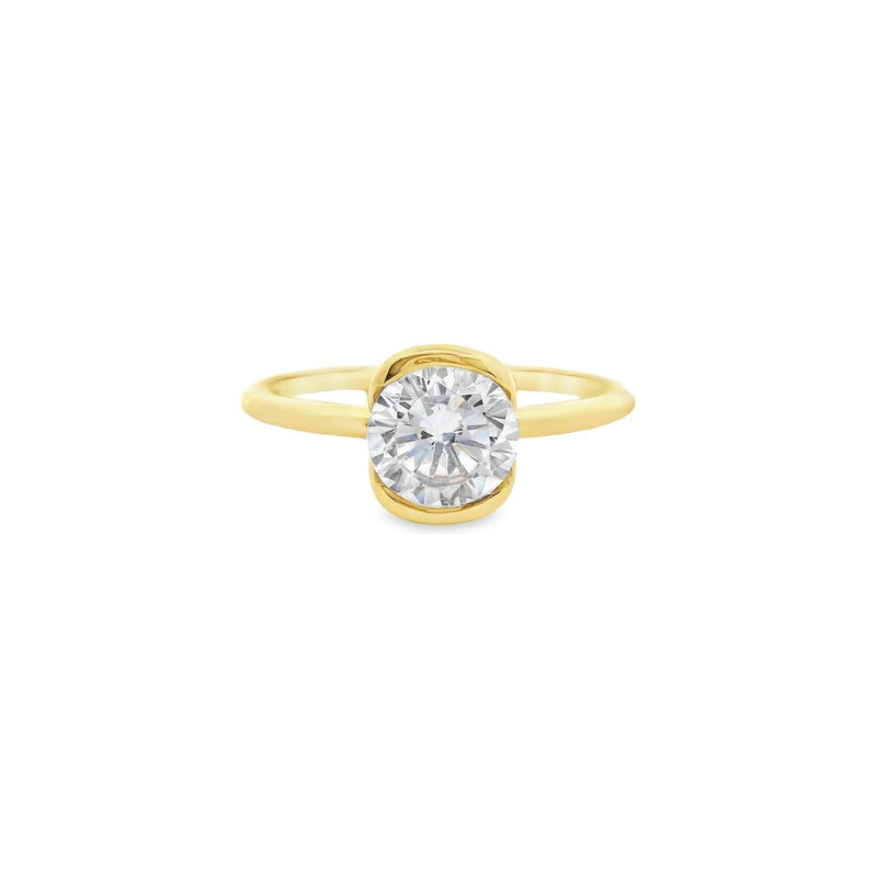 18kt Yellow Gold Clutch Bezel Cubic Zicronia Engagement Ring