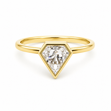 14kt Yellow Gold Pentagon Step-Cut Lab-Grown Diamond Engagement Ring