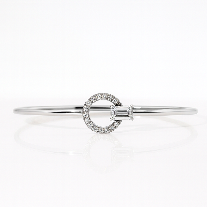 18kt White Gold 11.5mm Circle Diamond Bracelet