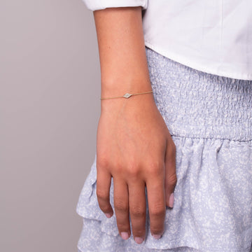 White Gold Diamond Kite Pave Bracelet