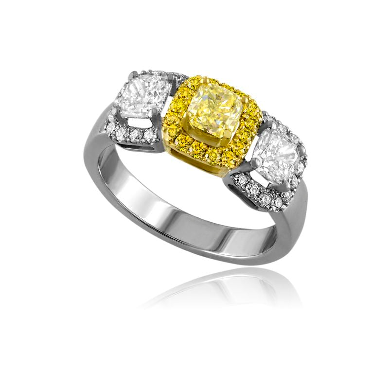 18kt Two Tone Yellow and White Diamond 3 Stone Ring