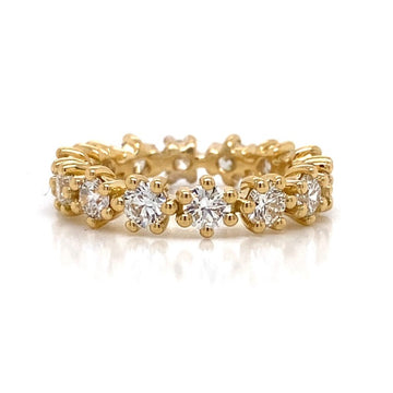18kt Floral Eternity Diamond Ring