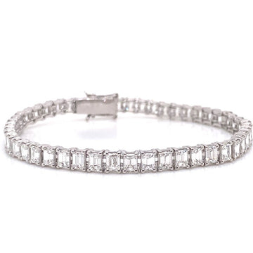 18kt White Gold 9.11ct Emerald Cut Diamond Tennis Bracelet