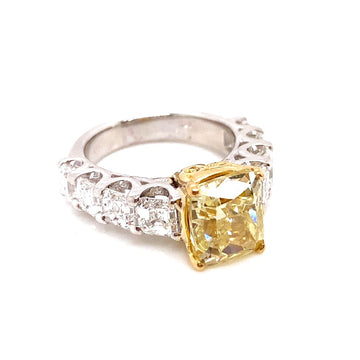 18kt Gold 4.02ct Yellow Diamond Engagement Ring